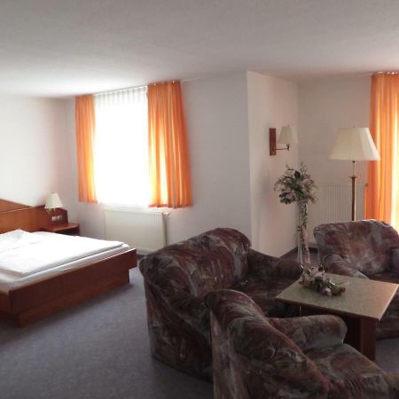 Hotel Fuerstenberg Eisenhüttenstadt Екстериор снимка